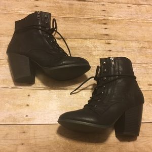 Dolce by Mojo Moxy Booties